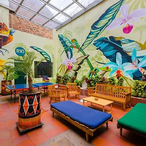 La Quinta Hostel